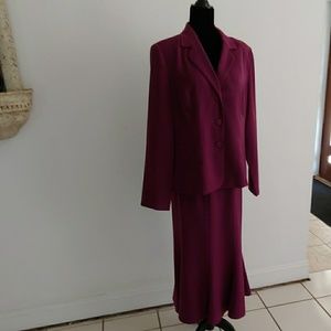Metrostyle 2pc skirt and jacket set